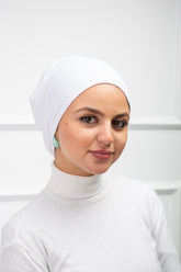 Nothread Bonnet from Velda Store, sleek stitch-free head covering with smooth finish