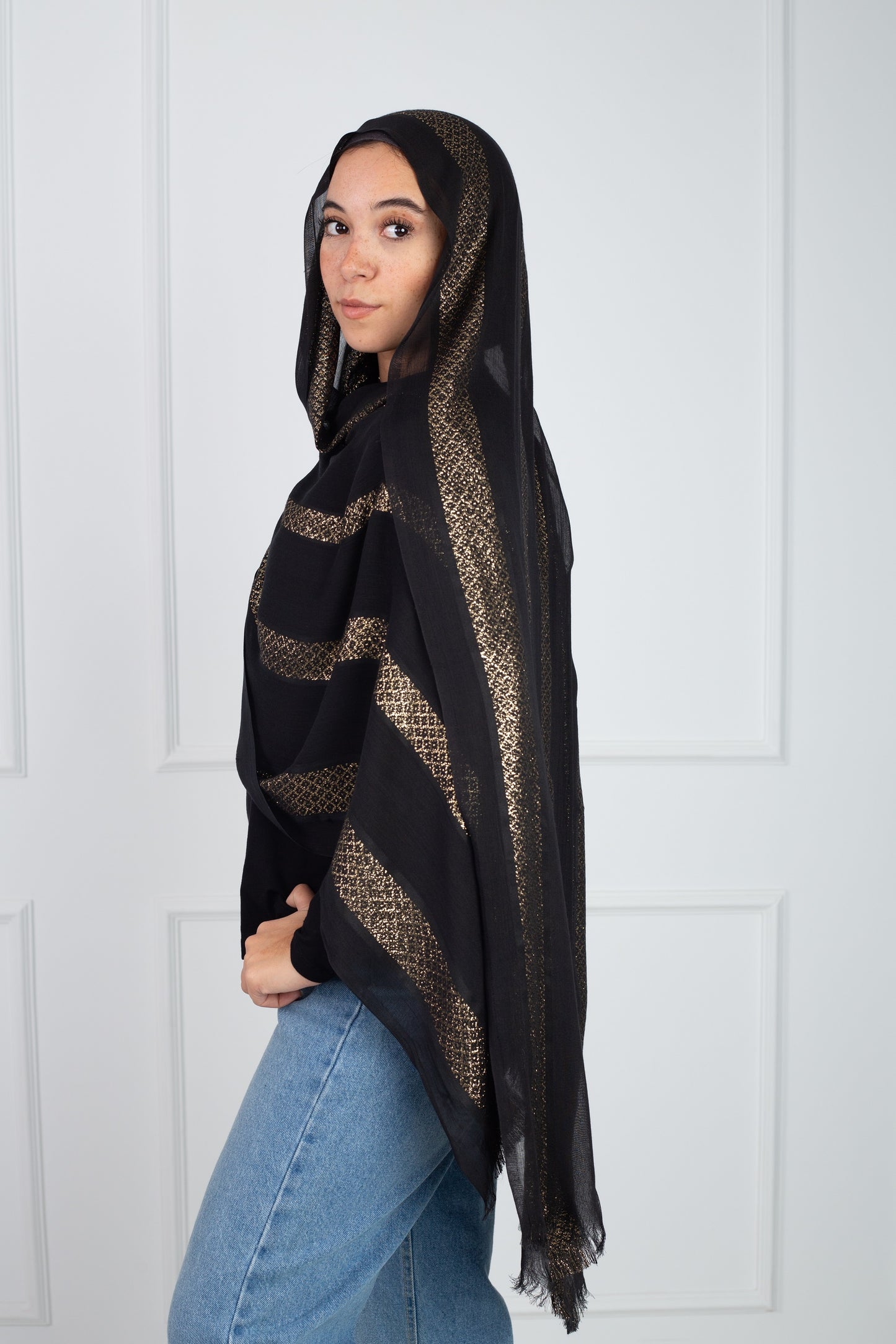 Shiny gold scarf - metallic luxurious accessory for elegant styling