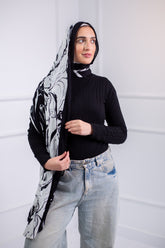 The Printed Cotton Modal Scarf is perfect for all your hangouts, featuring an amazing printed design.