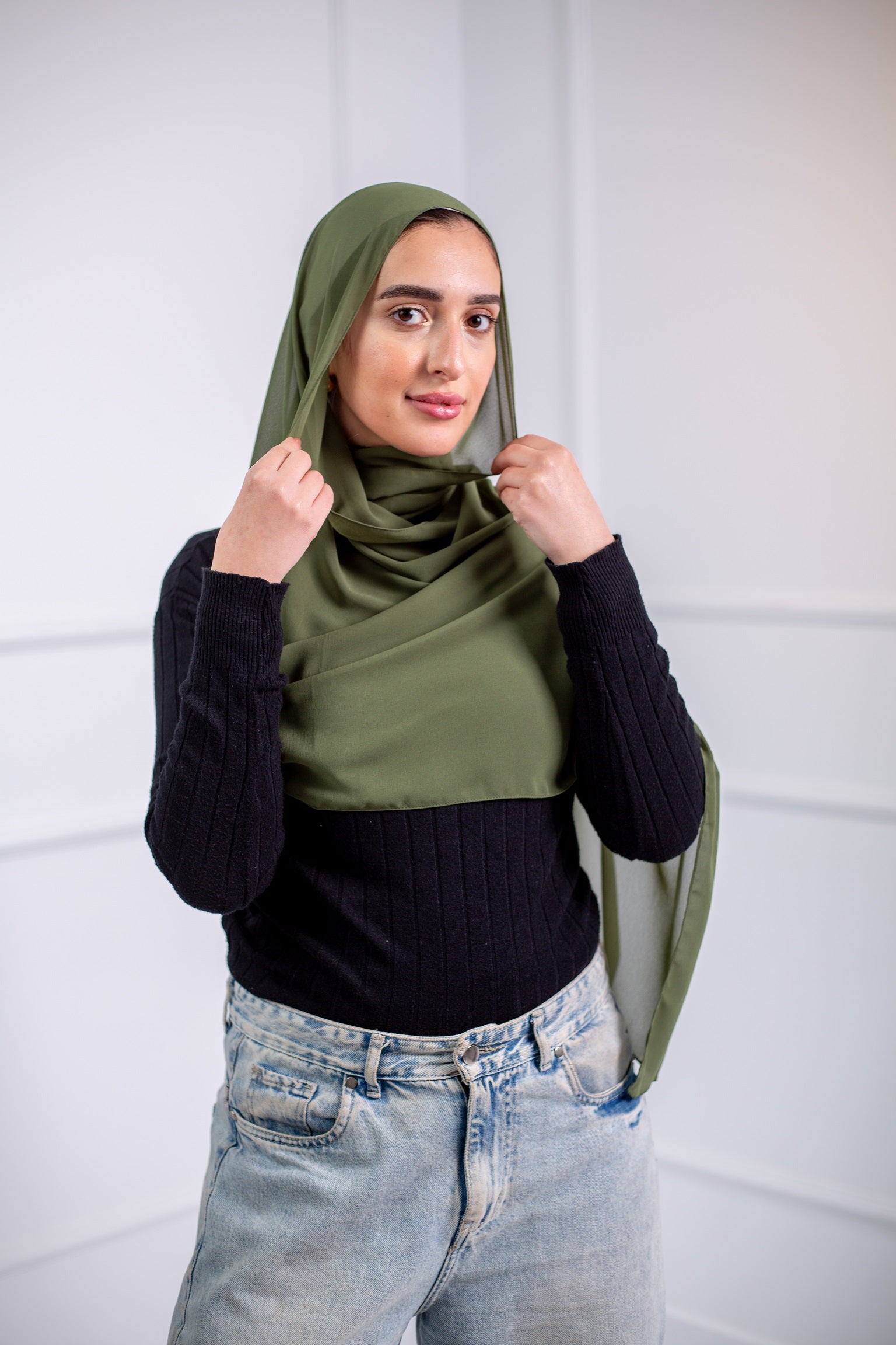 The chiffon scarf is a wardrobe essential, available in a variety of colors to suit your needs25