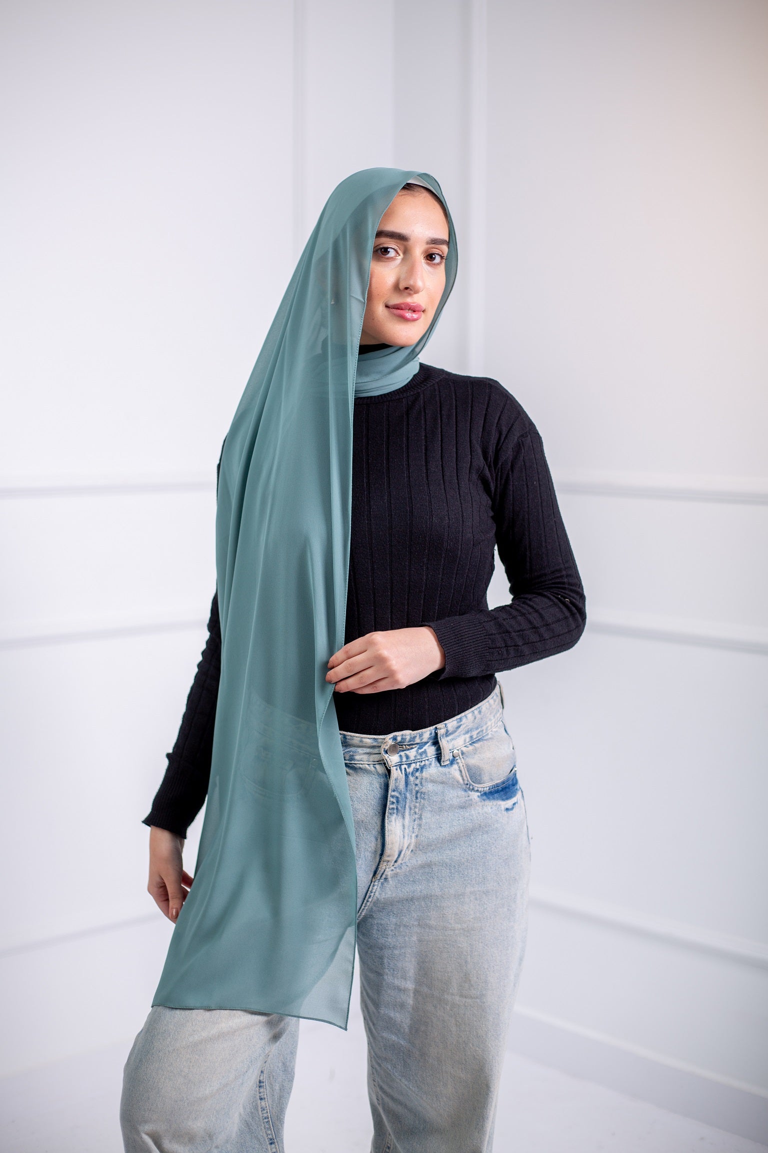 The chiffon scarf is a wardrobe essential, available in a variety of colors to suit your needs 22