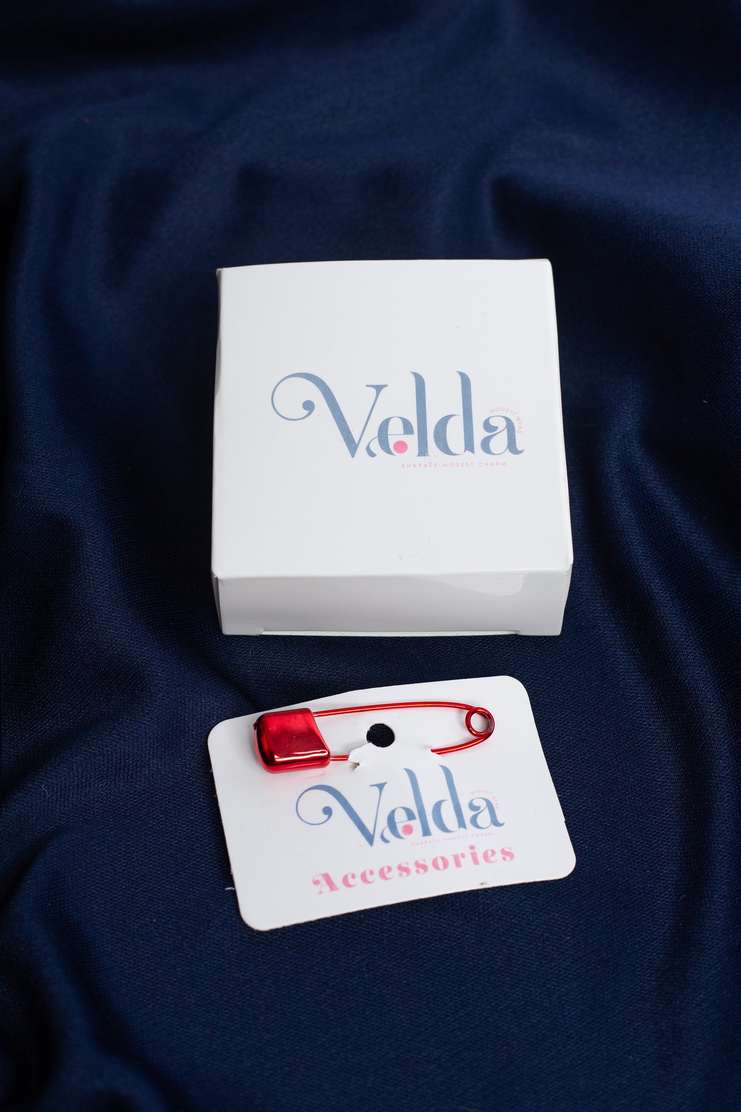 Colorful Pin Set red