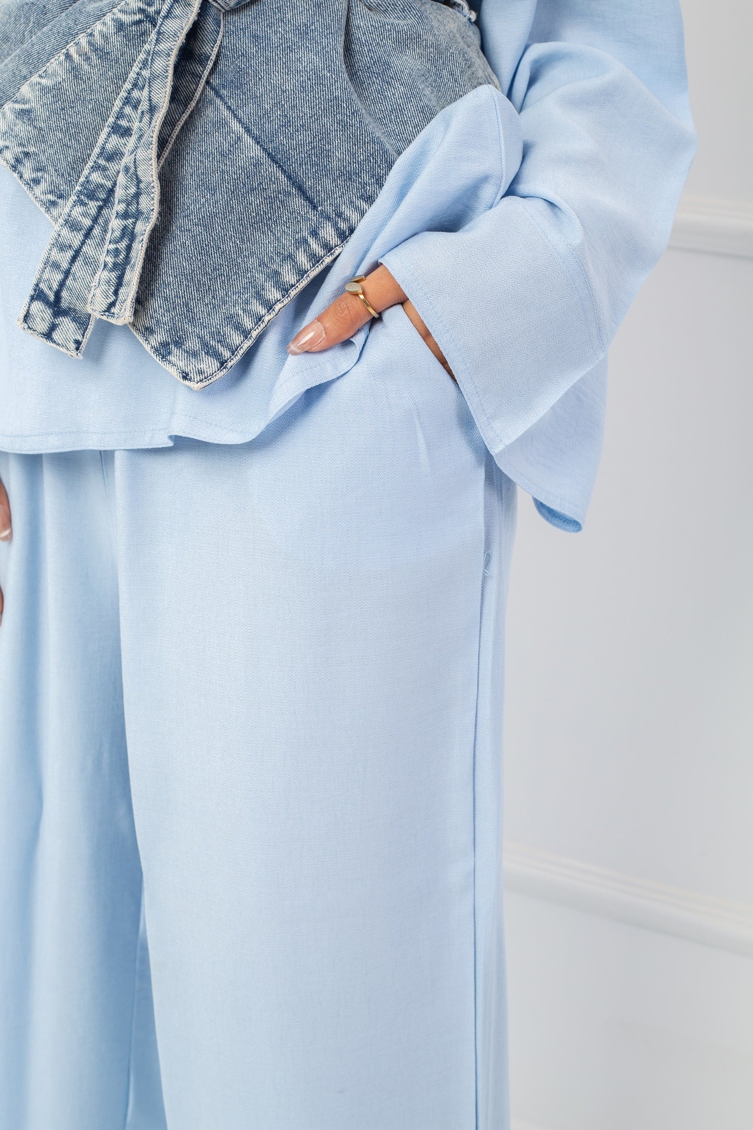 Daily Blouse_ Baby Blue