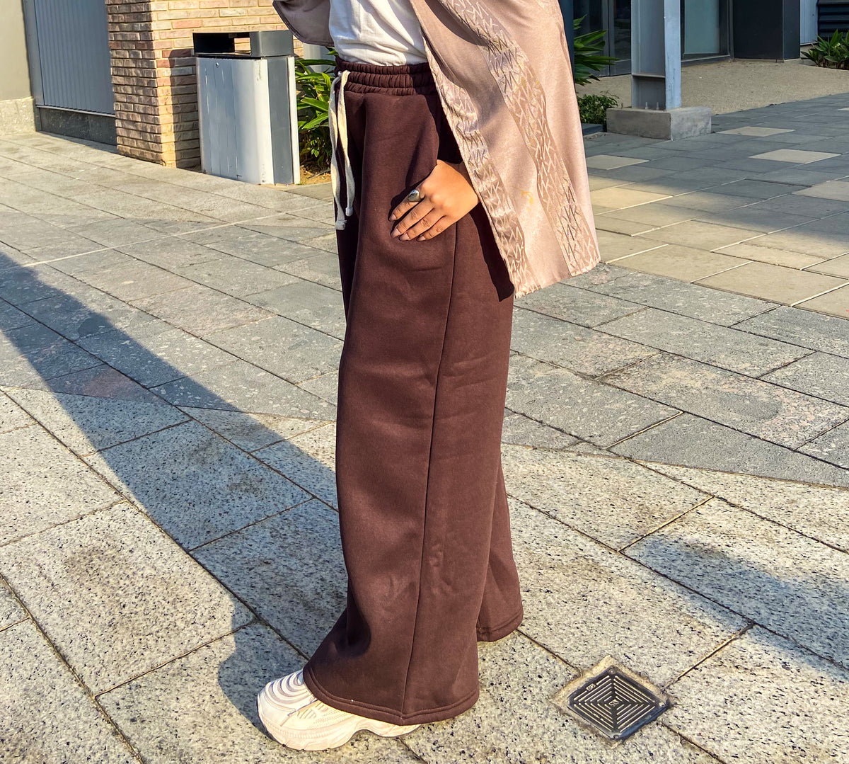 Milton Fit Pants – Brown