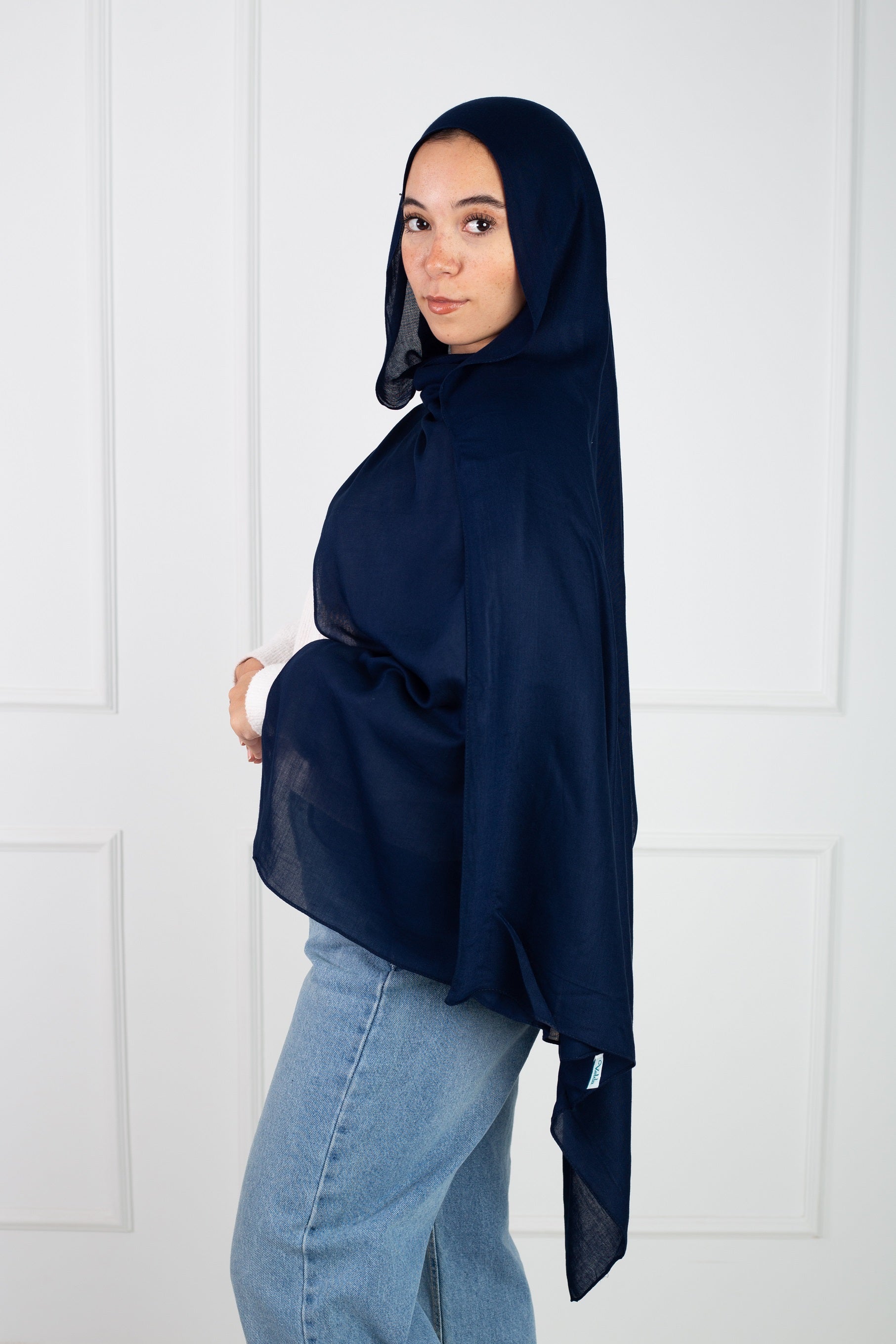 Modal Scarf - navy Soft Stylish for All Seasons | Velda Store 