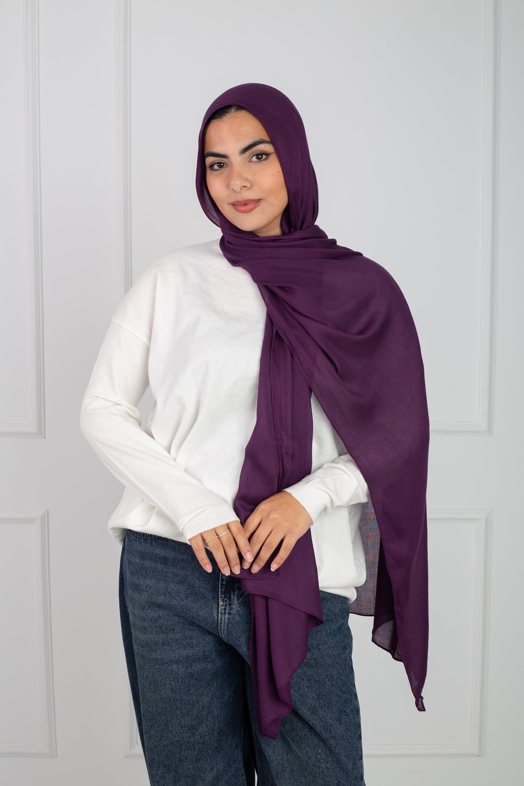Modal Scarf - Dark Purple  soft Stylish for All Seasons | Velda Store 