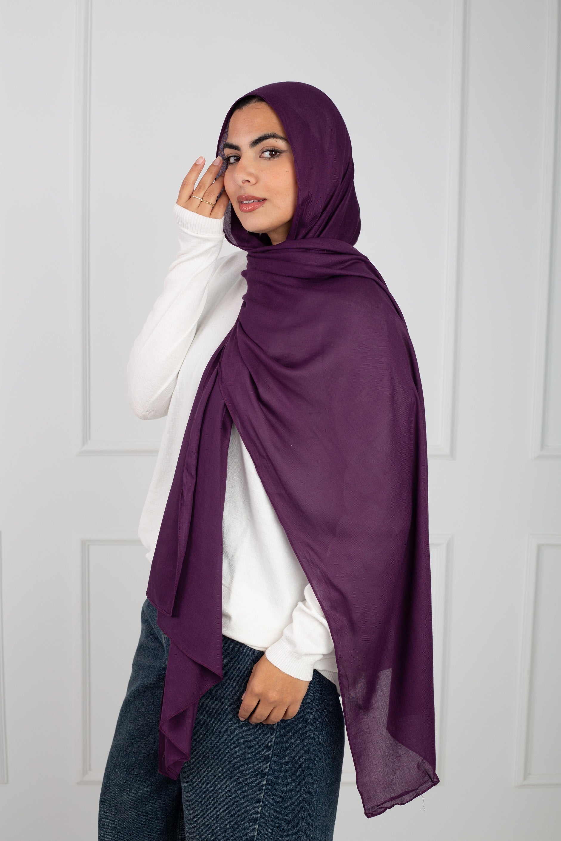 Modal Scarf - Dark Purple  soft Stylish for All Seasons | Velda Store 