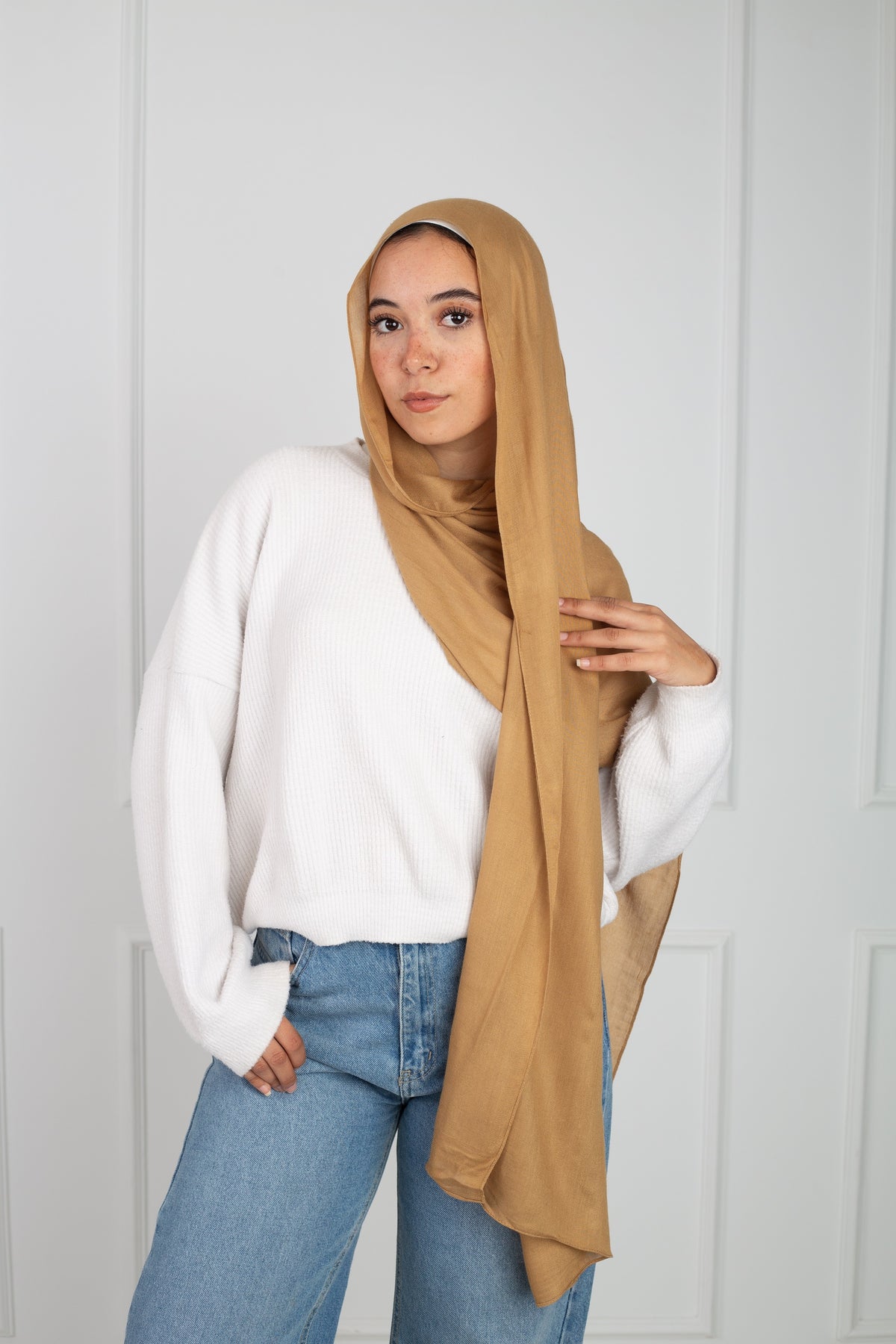 Modal Scarf _ Camel