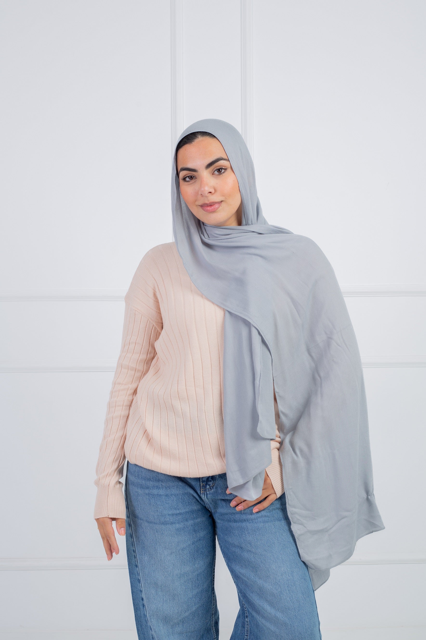 Modal Scarf -light gray Soft Stylish for All Seasons | Velda Store 