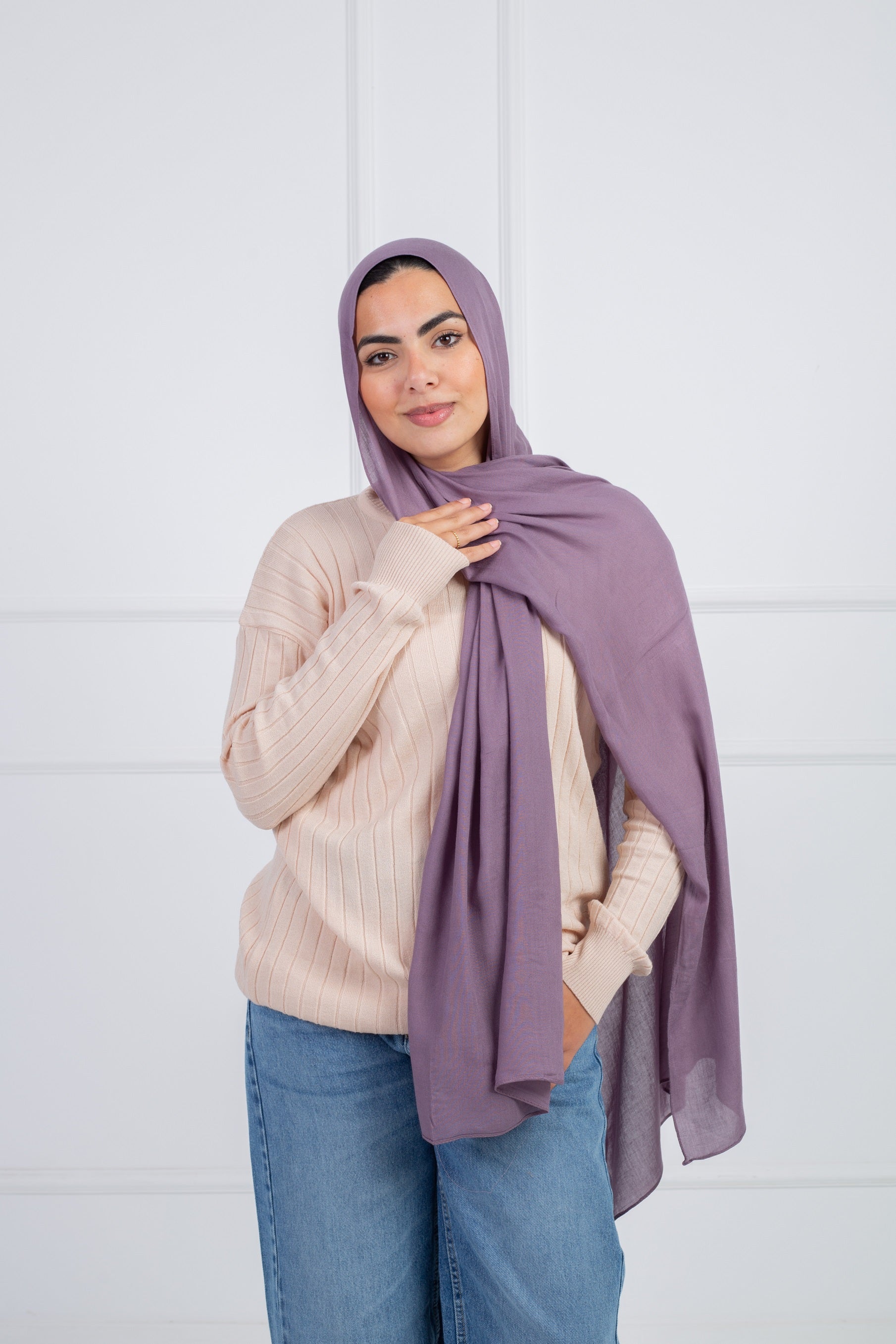 Modal Scarf - Frensh Violet Soft Stylish for All Seasons | Velda Store 