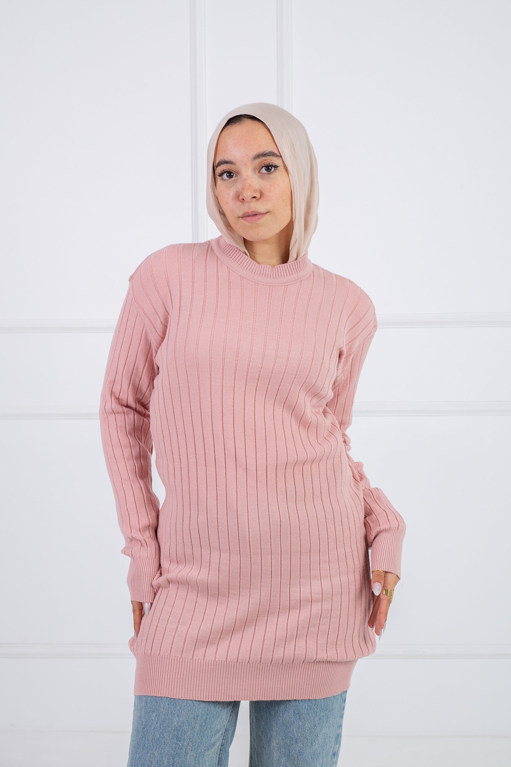 FitFlex Basic top from Velda Store with stretch fit and soft breathable fabric in color Pink