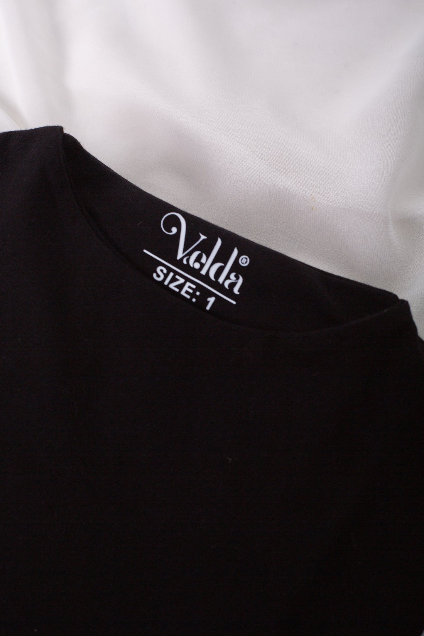 CoreFit Basic cotton top with long sleeves and double-layered design from Velda Store

