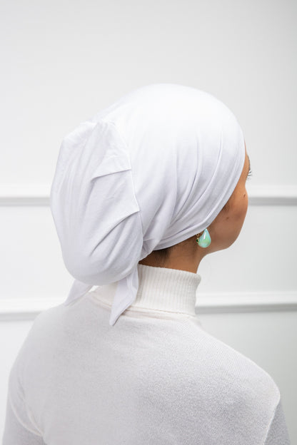 Nothread Bonnet with Ribbon from Velda Store, stitch-free design with elegant ribbon detail