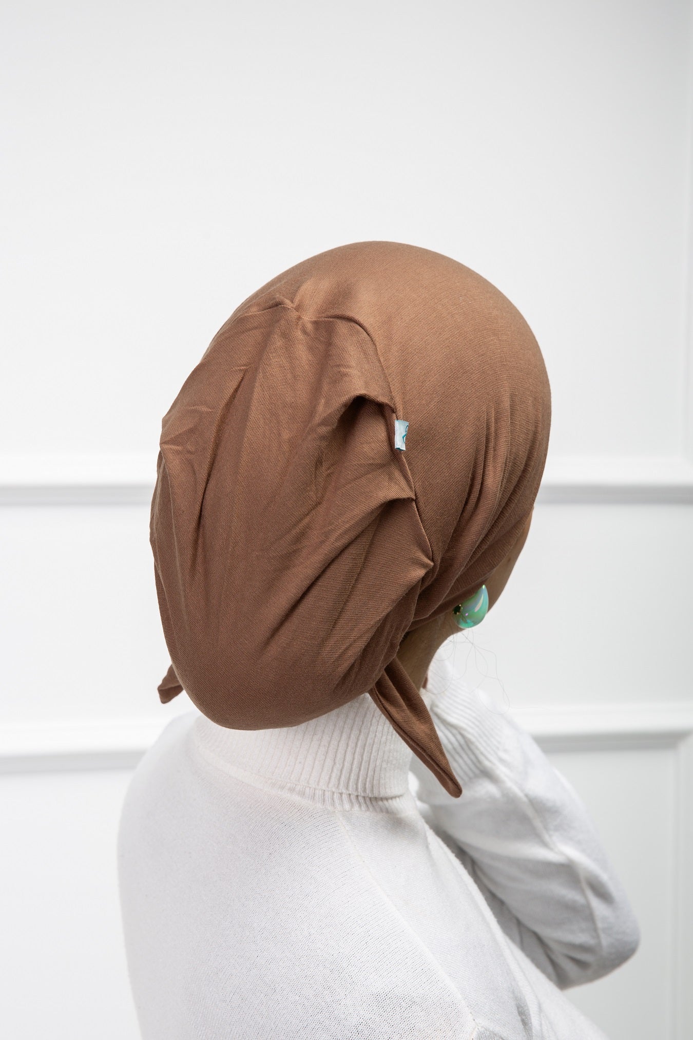 Nothread Bonnet with Ribbon from Velda Store, stitch-free design with elegant ribbon detail