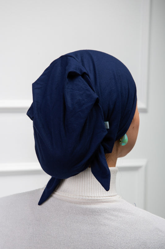 Nothread Bonnet with Ribbon from Velda Store, stitch-free design with elegant ribbon detail
