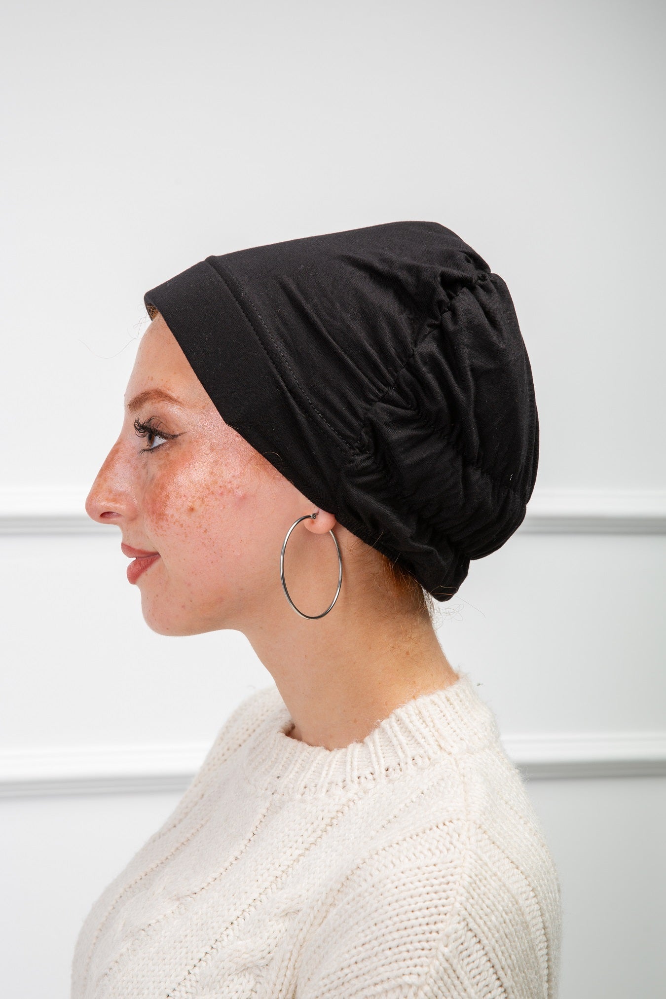 Front Support Elastic Bonnet from Velda Store, soft breathable fabric with secure elastic fit