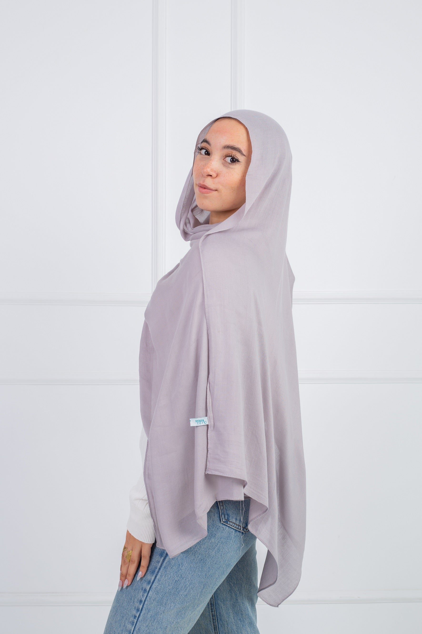 Modal Scarf silver Light  for All Seasons | Velda Store 