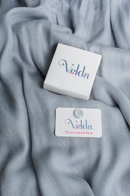 Simple magnetic pin in silver - shiny magnetic accessory for fabrics | Velda Store