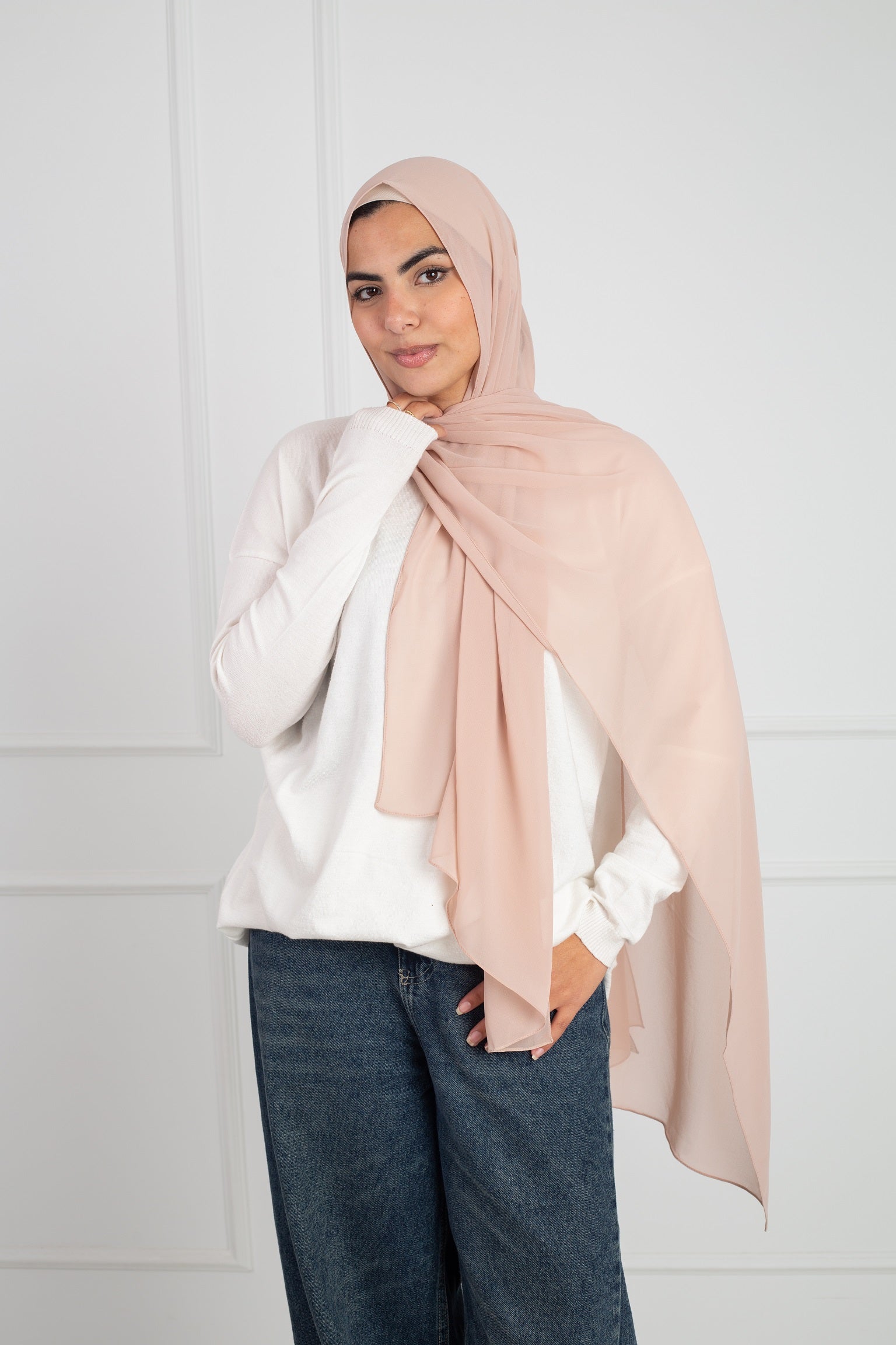 Soft Touch Chiffon Scarf in Light Simon
lightweight fabric 