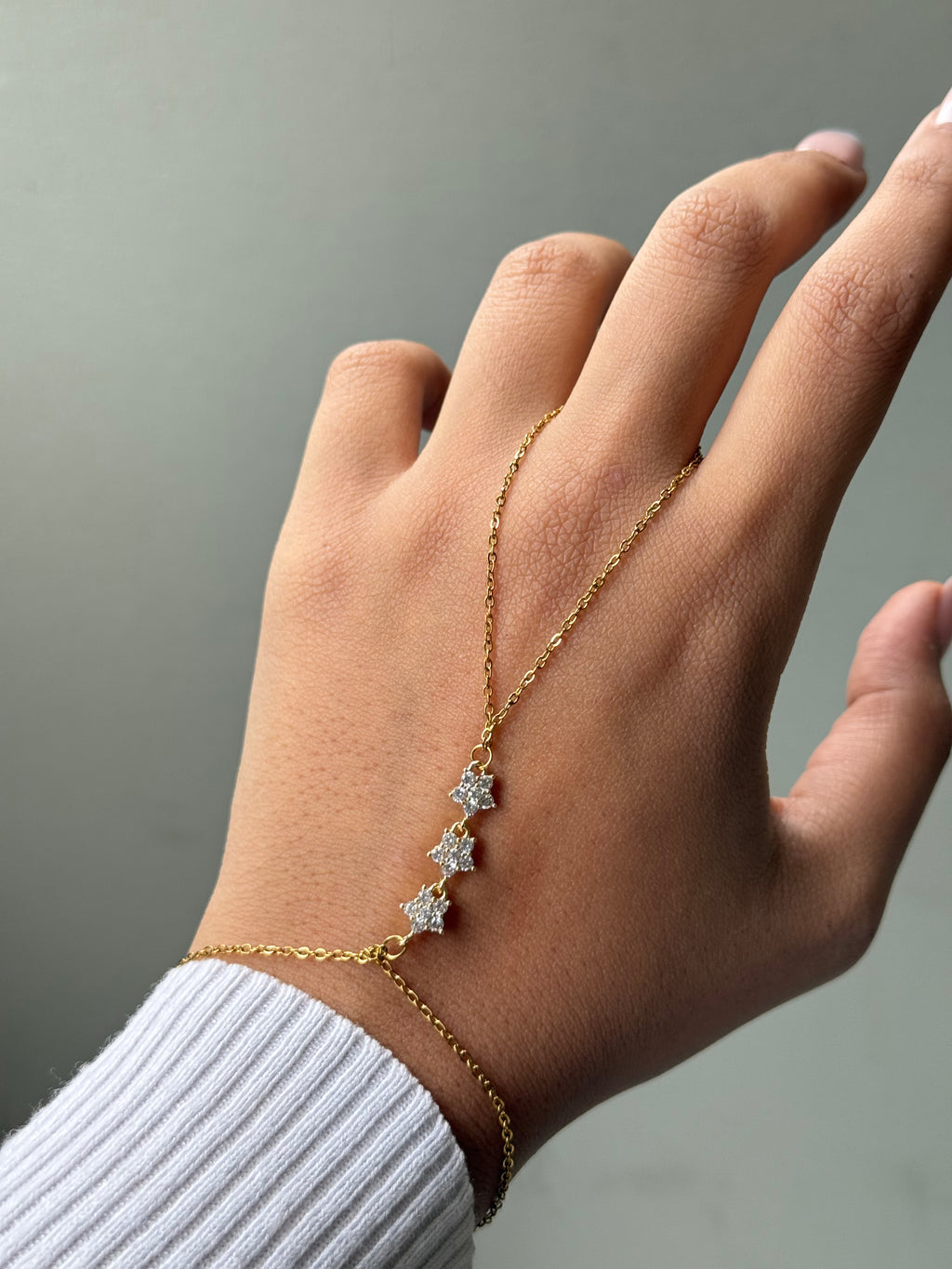 Star Hand Chain