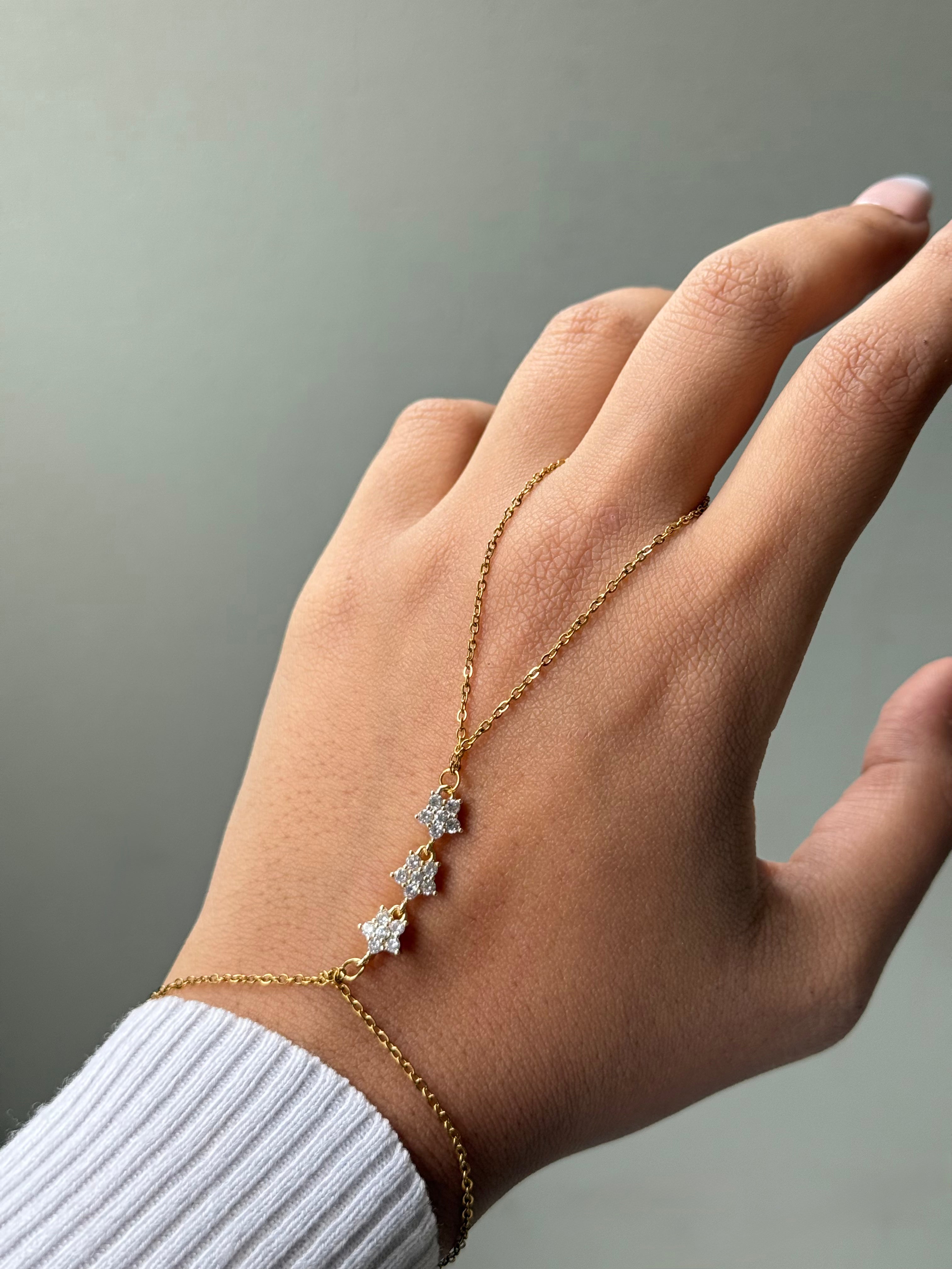 Star Hand Chain