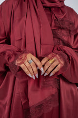 Satin prayer veil Wine Red - long sleeves with lace trim | Velda Store