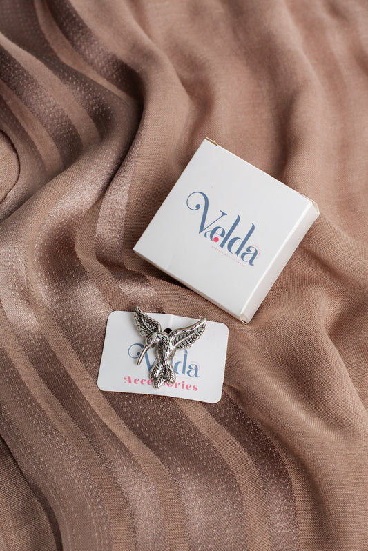 Shipy Pin Bird playful accessory for jackets and bags | Velda Store