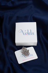 Shipy Pin playful accessory for jackets and bags | Velda Store