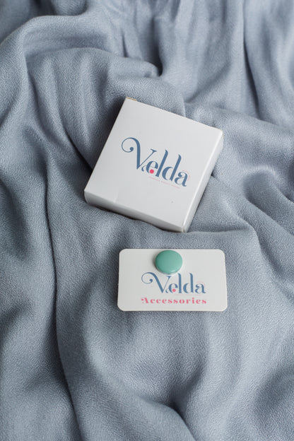 Simple magnetic pin in seafoam blue - minimalist no-hole accessory | Velda Store