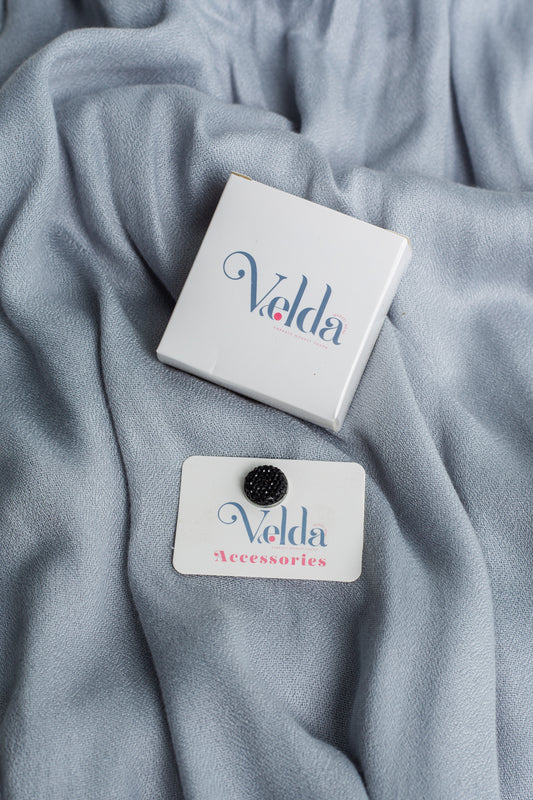 Strass magnetic pin for fabrics - silver minimalist accessory with secure closure | Velda Store